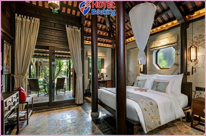 Ancient Hue Garden Houses