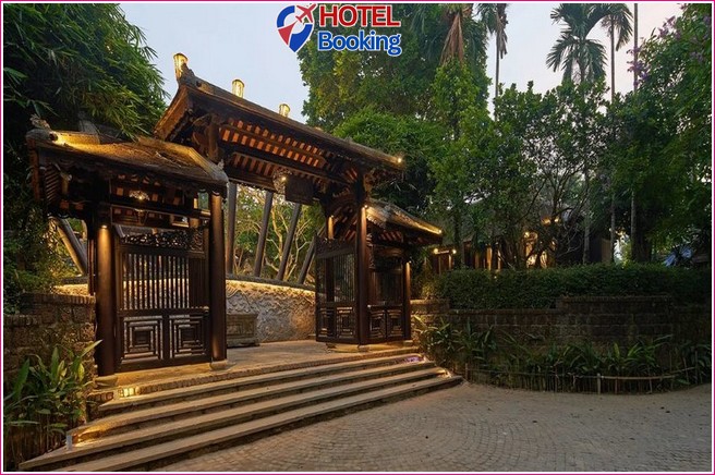 Ancient Hue Garden Houses