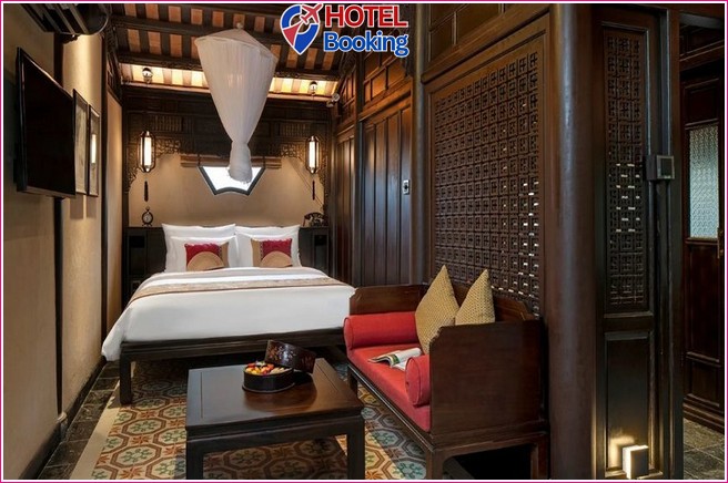 Ancient Hue Garden Houses