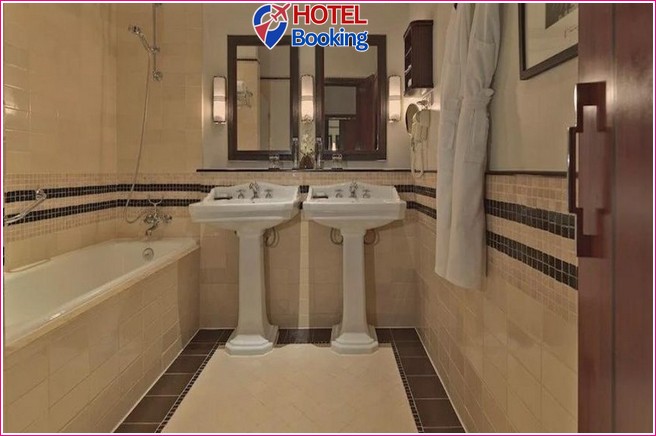 Khách sạn Azerai La Residence Huế