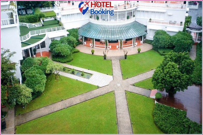 Khách sạn Azerai La Residence Huế
