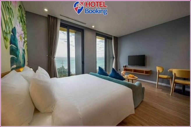 Flamingo Ibiza Hải Tiến Resort
