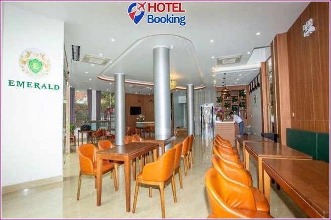 Emerald Hotel Cát Bà