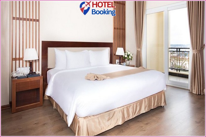 Ladalat Hotel
