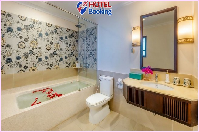 Lantana Riverside Hội An Hotel & Spa