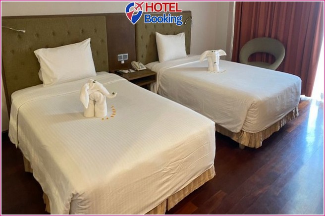 Mường Thanh Holiday Huế