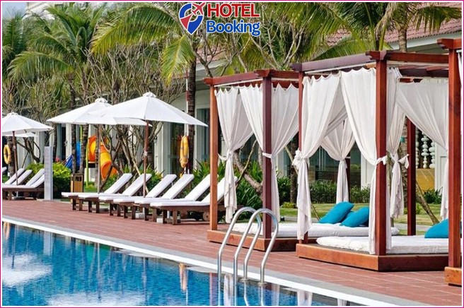 Bể Bơi Renaissance Hội An Resort & Spa